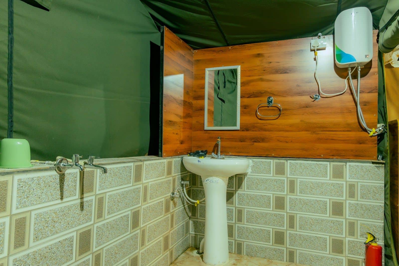 Riverside Camp w/ Bonfire & Treks, Uttarakhand - Mukteshwar, Uttarakhand photo 4