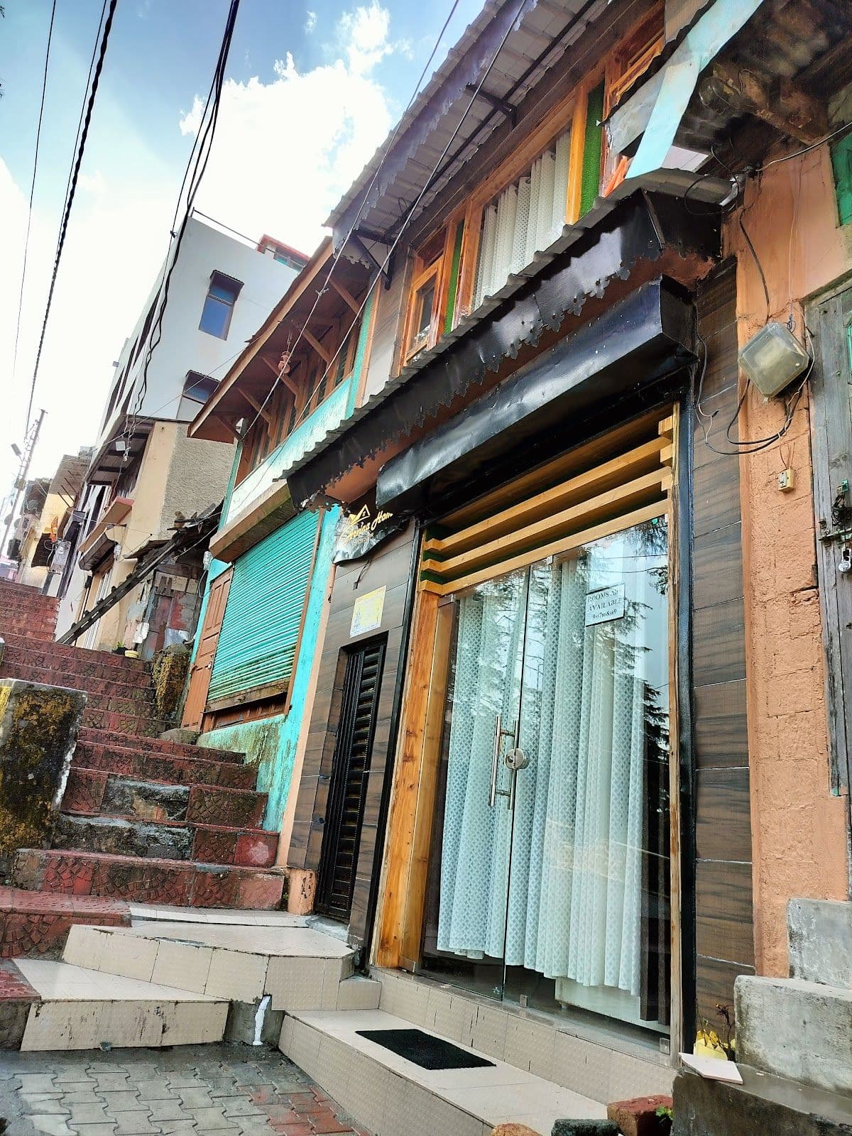 Homestay w/ Home Meals & Market Access in Chakrata, Uttarakhand 1