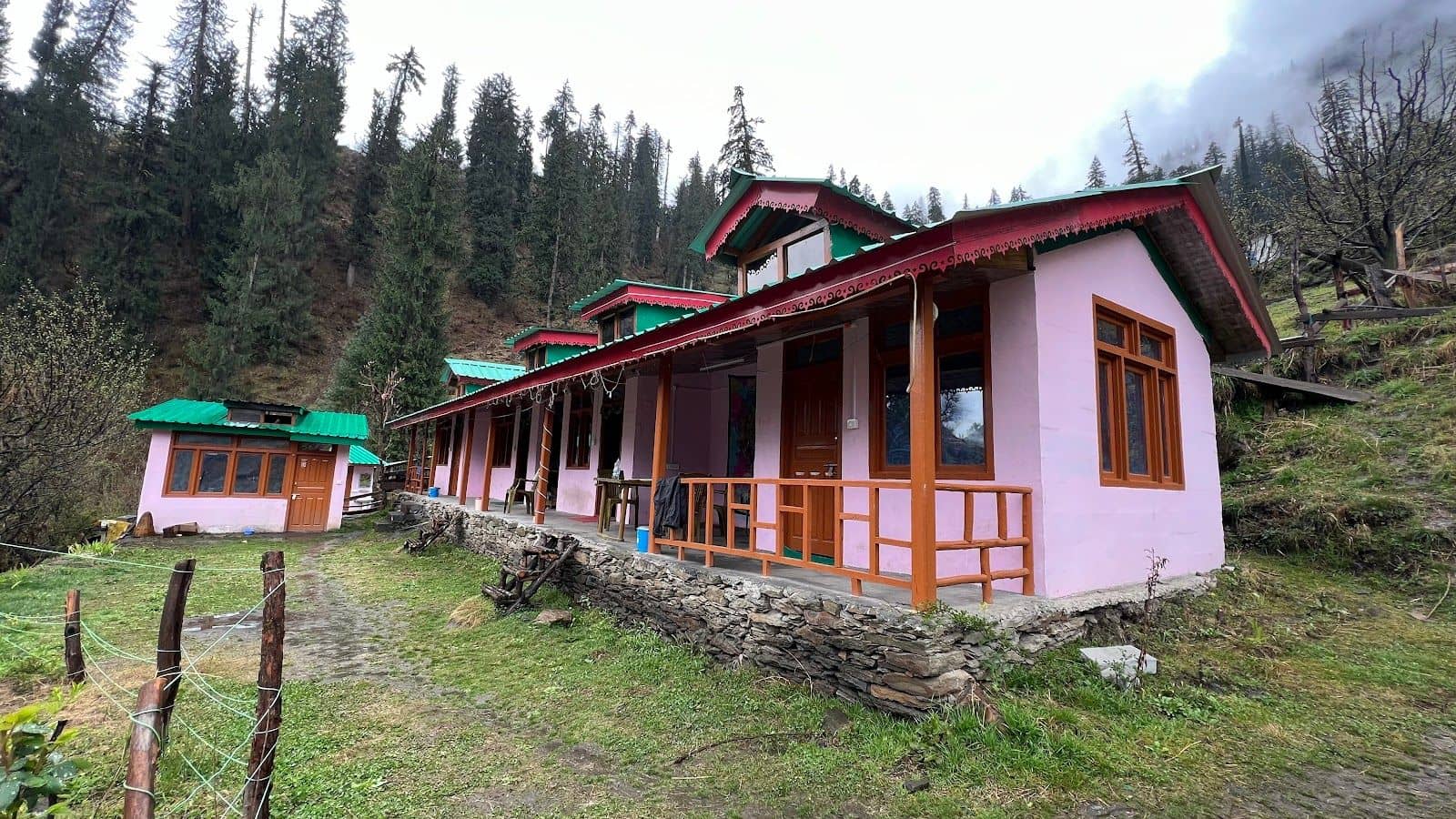 Mountain Homestay w/ Organic Food, HP - Sosan, HP