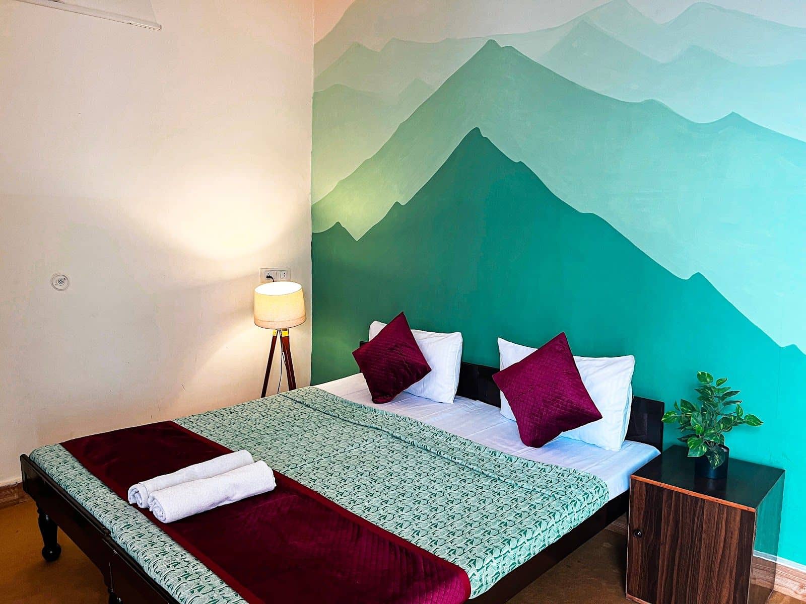 Mountain Homestay w/ Home Meals & Views - Kyarki, Uttarakhand photo 3