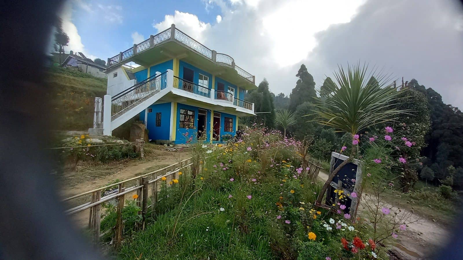 Serene Mountain Retreat in Chatakpur - Chatakpur