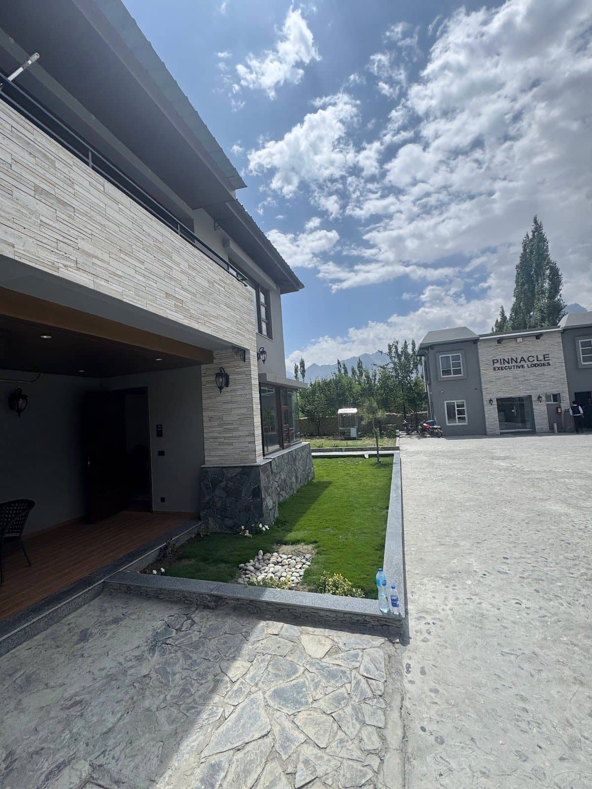 Airport Lodge w/ Home Meals & Lawns, GB - Skardu, GB photo 3