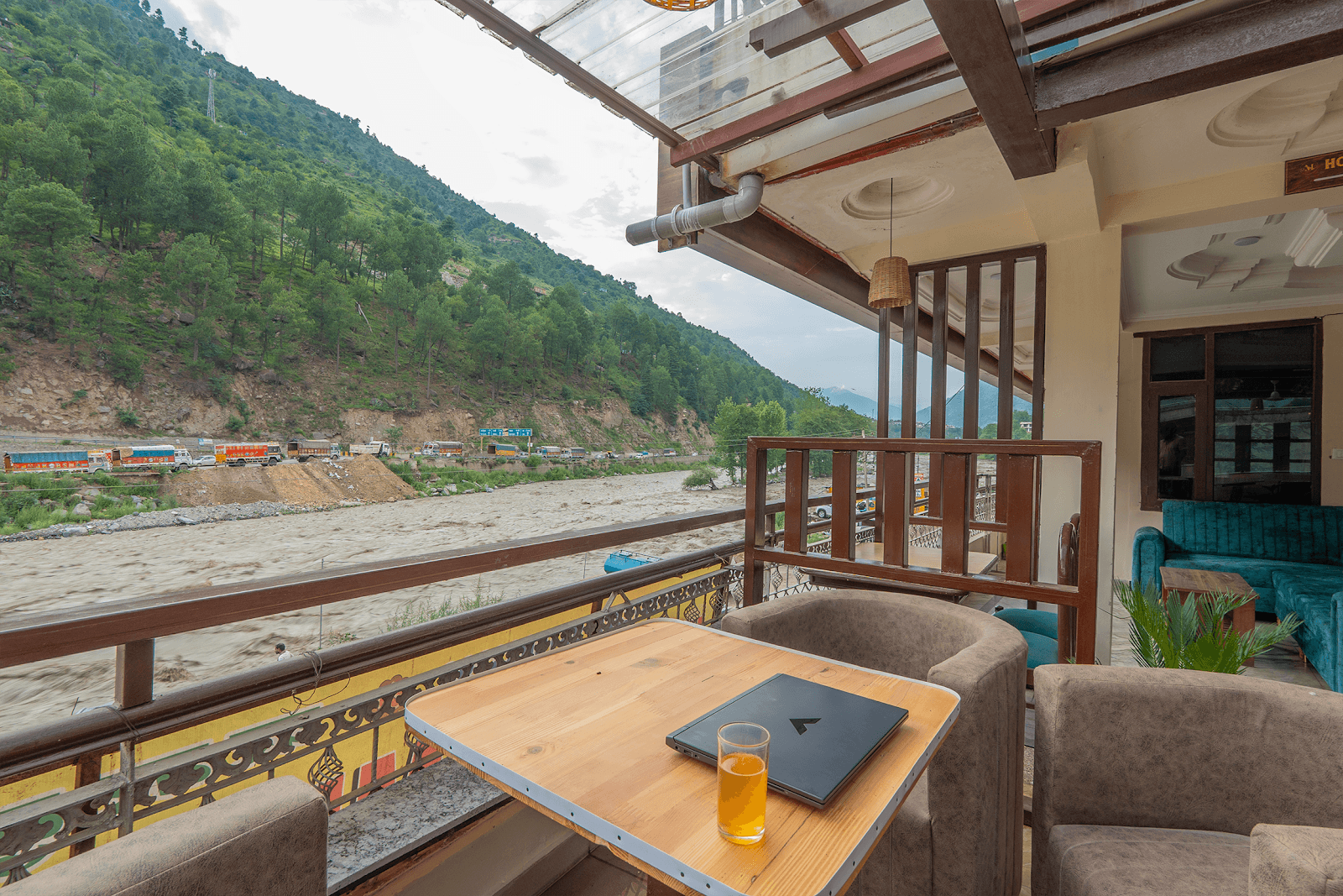 Homestay w/ Home Meals & Hill Views, HP - Kullu, HP