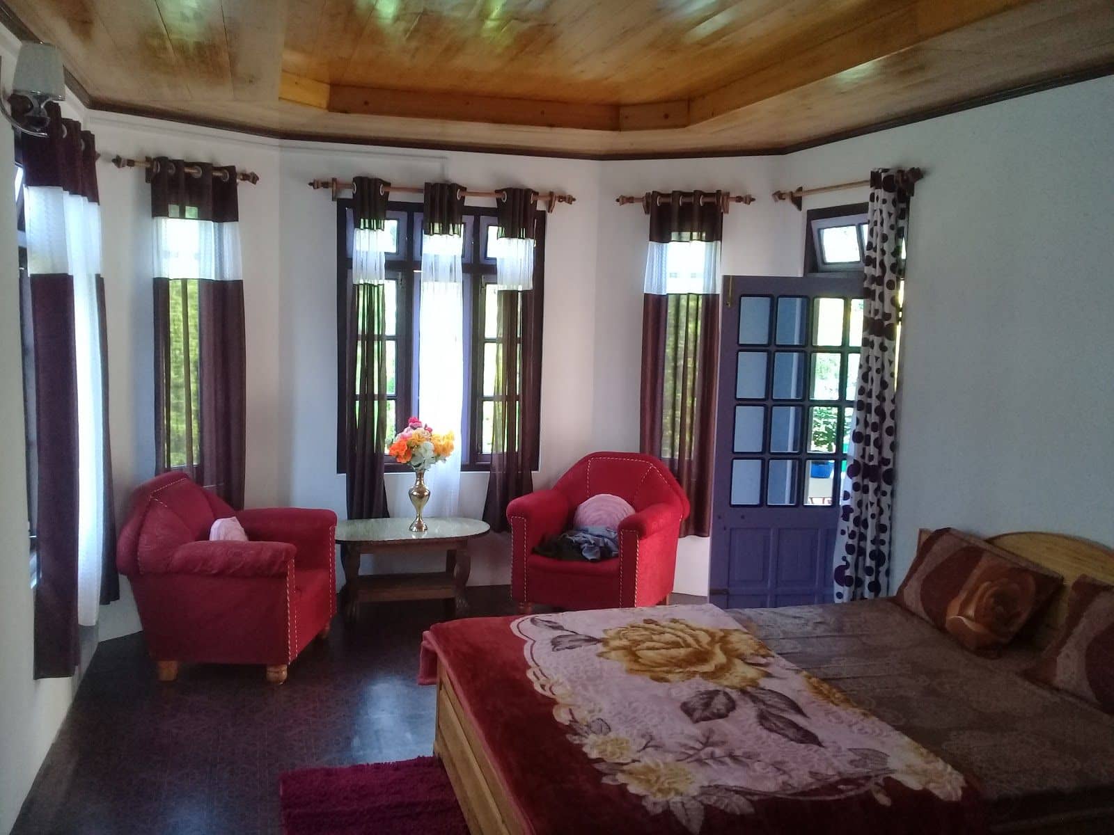 Warm 3BR Natural Home by the river - Mirik photo 4