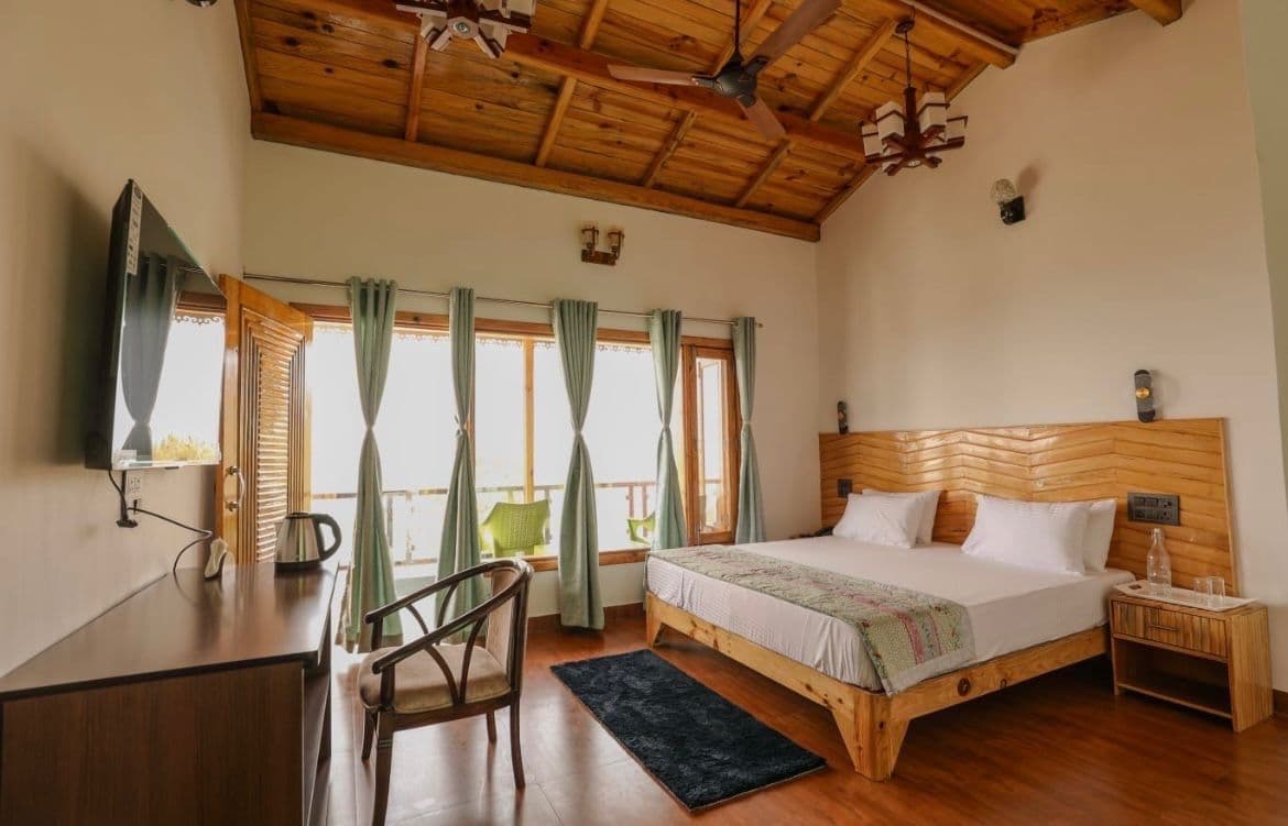 Himalayan View Homestay w/ Home Meals, Uttarakhand in Kausani, Uttarakhand 2