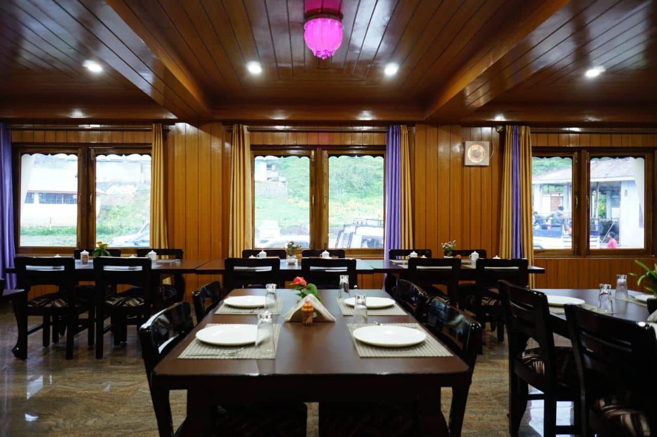 Town Centre Homestay, Warm Staff & Parking - Tawang, Arunachal photo 5