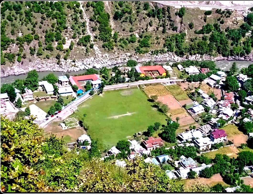 Clean Homestay w/ Polite Staff, J&K in Teetwal, J&K 8