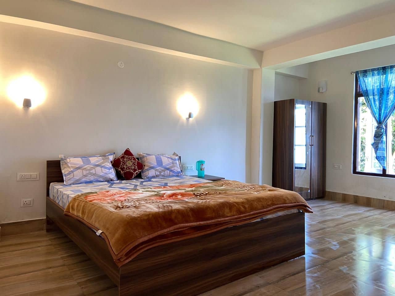 Mountain Retreat: Majestic Waterfall & Sunrise - Pelling photo 3