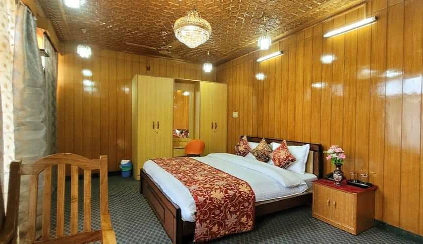 Heated Homestay w/ Valley Views, Jammu & Kashmir - Srinagar, Jammu & Kashmir photo 3