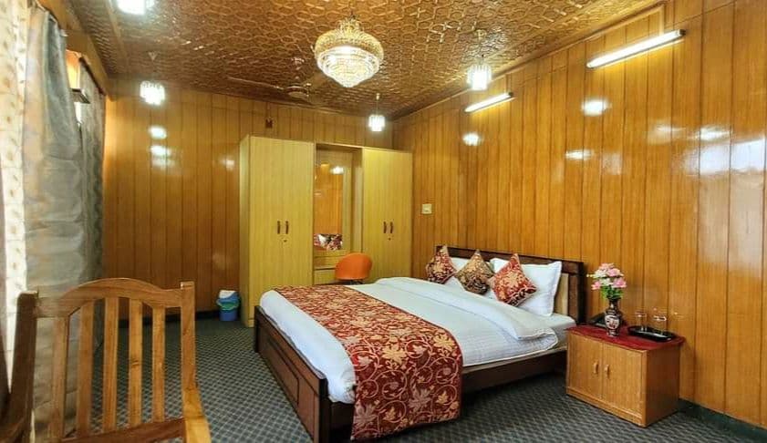 Heated Homestay w/ Valley Views, Jammu & Kashmir in Srinagar, Jammu & Kashmir 2