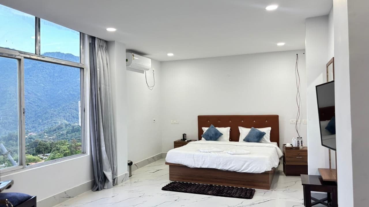 Viewpoint Bungalow w/ Delicious Food, Assam in Assam, Haflong 2