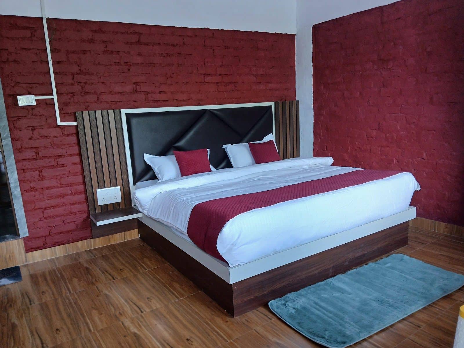 Homestay w/ Mountain Views & Home Meals - Makku Math, Uttarakhand photo 3