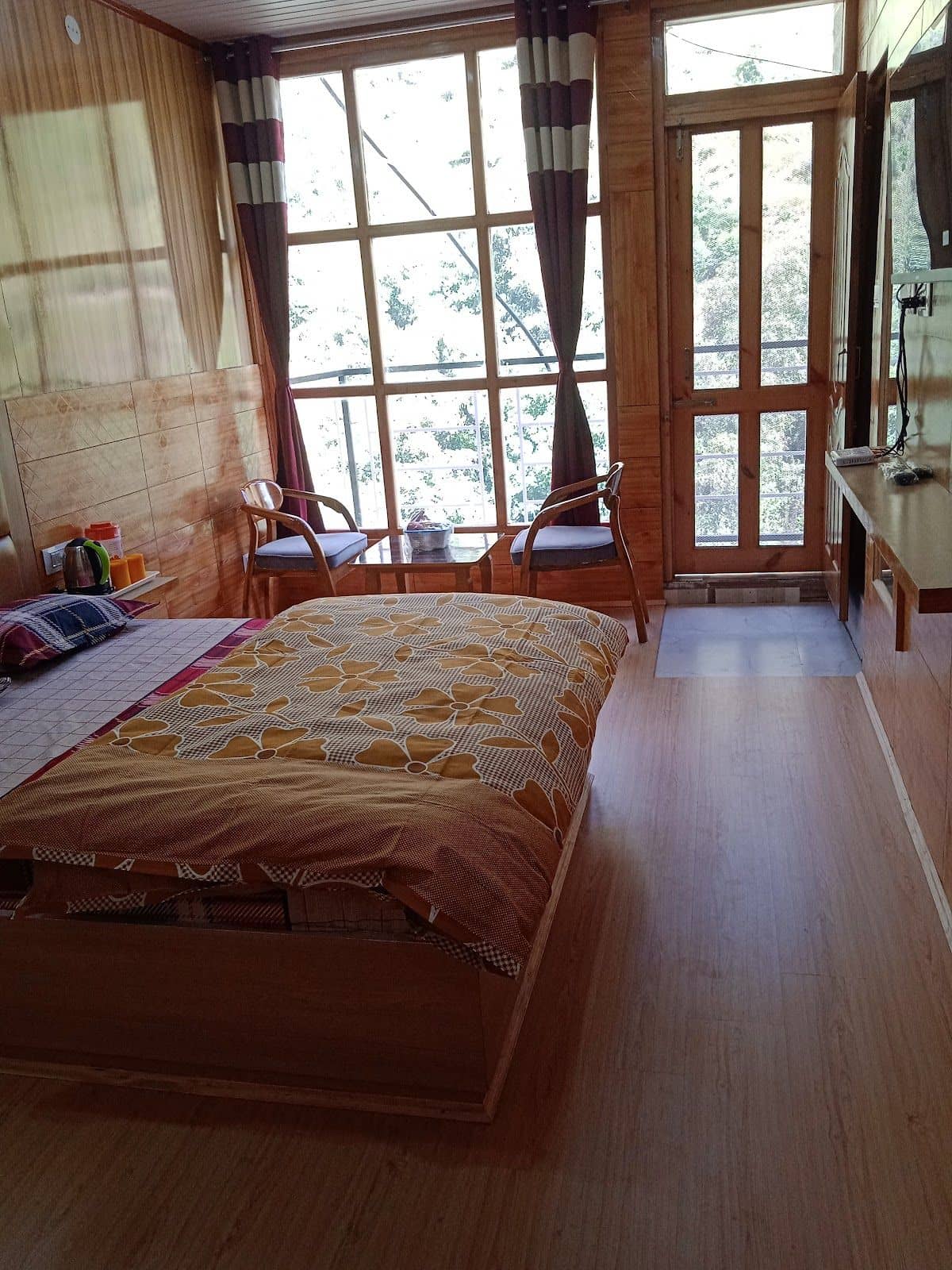 Hill View Homestay w/ Home Meals & Coffee, HP - Himachal Pradesh photo 5