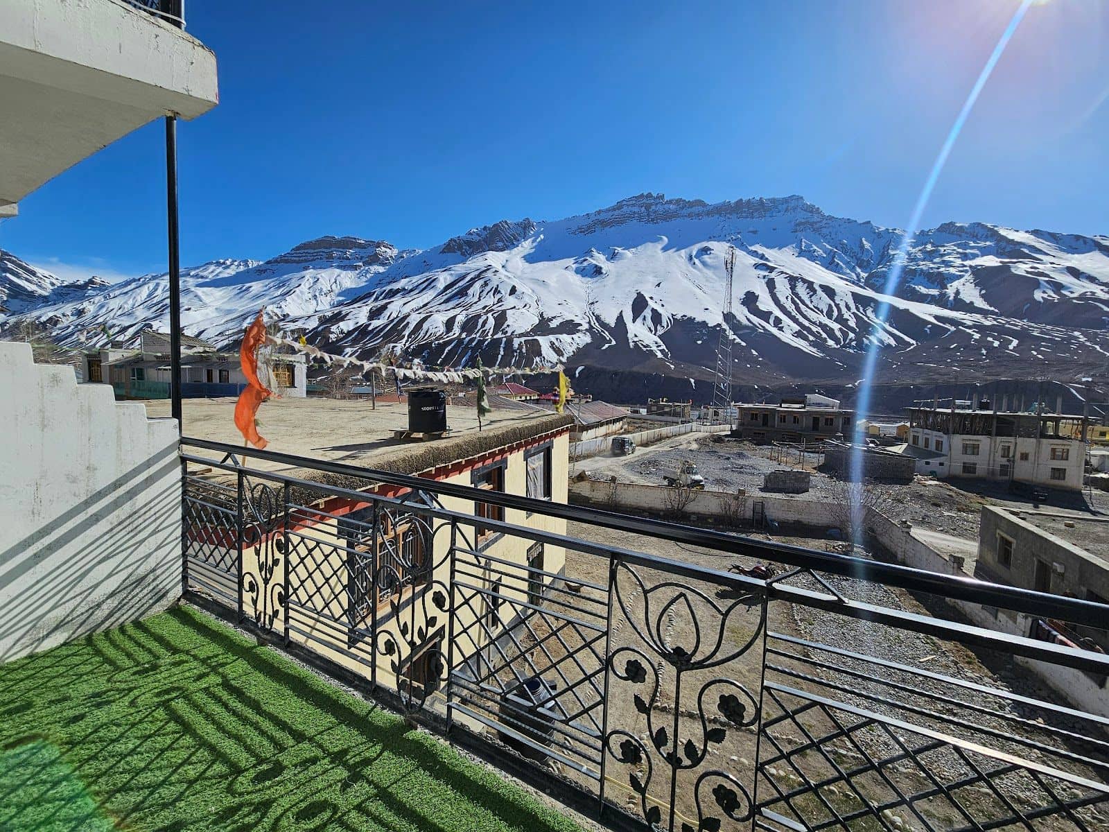 Mountain Homestay w/ Home Meals & Views, HP - Kaza, HP