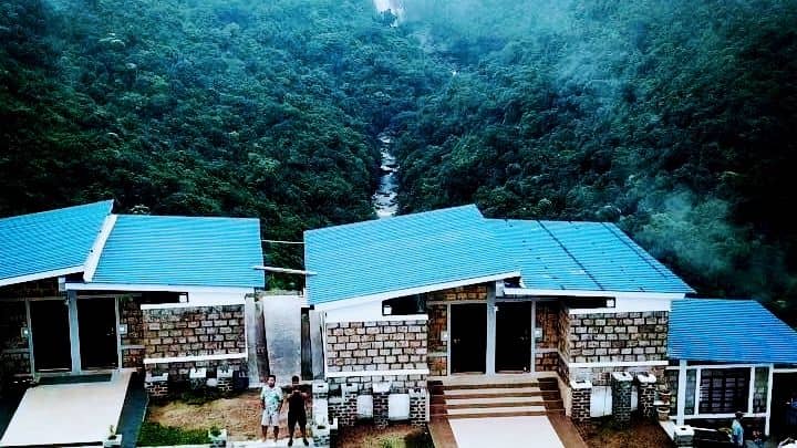 Meghalaya Friends Ultimate Adventure: Wari Chora to Krem Chympe — accommodation and destination highlights