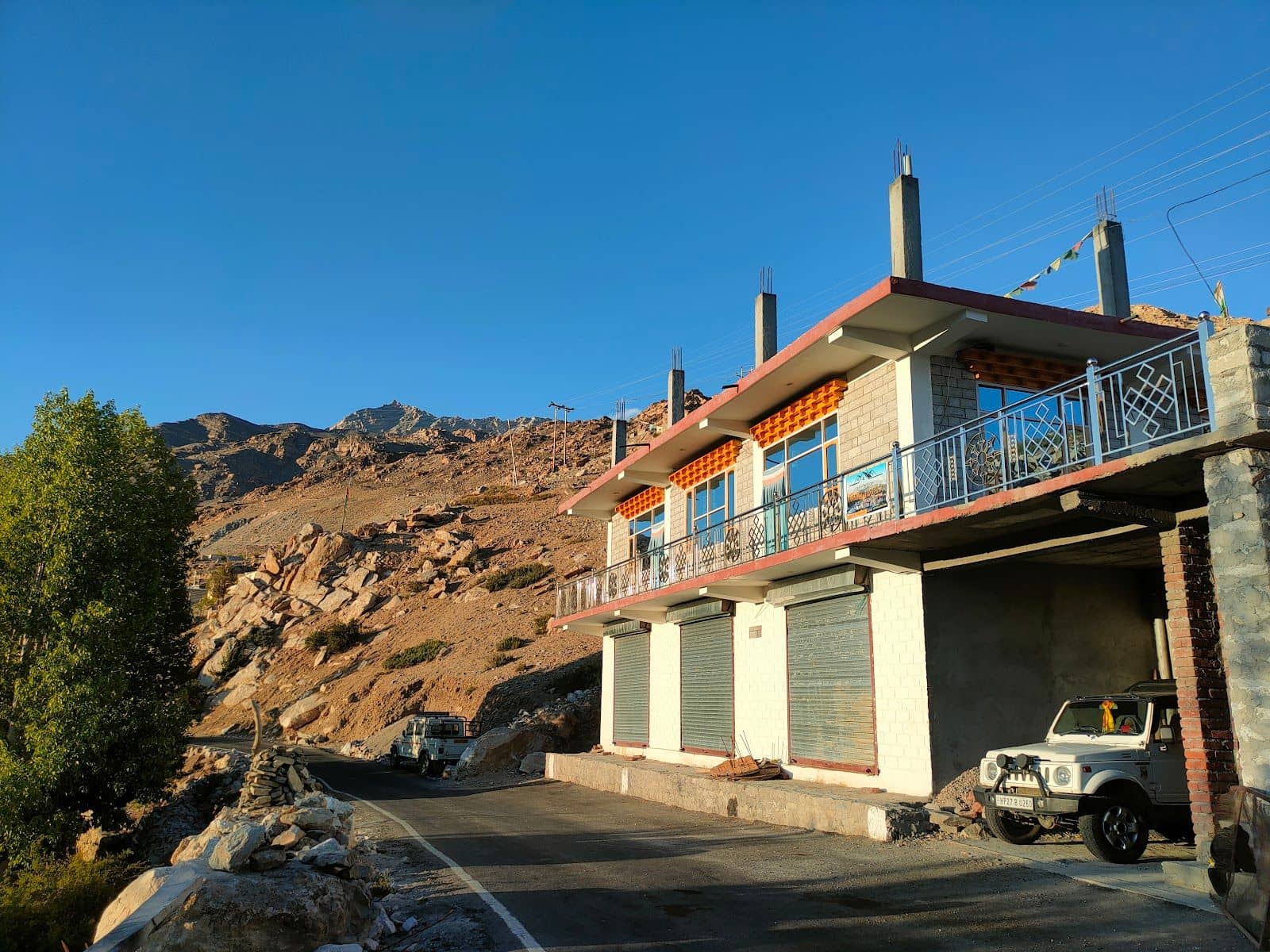 Homestay w/ Home Meals & Terrace Views, HP - Malling, HP