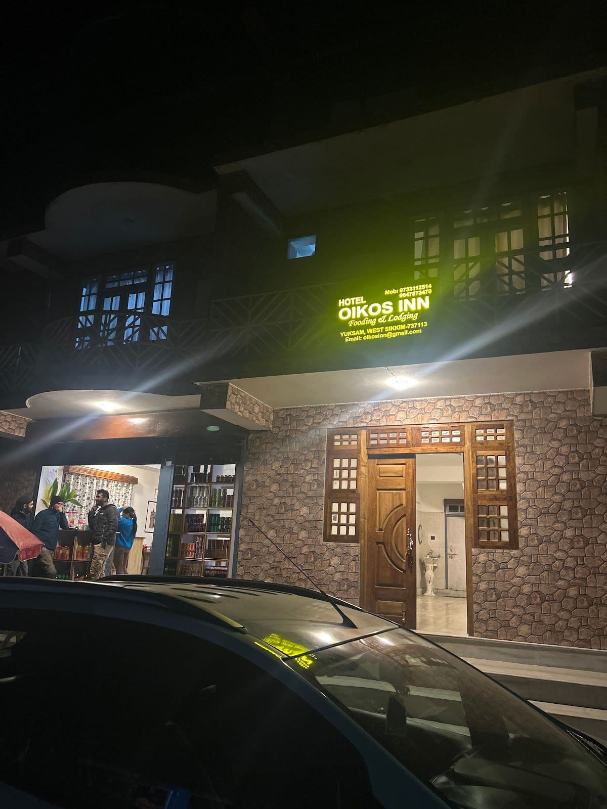 Trekker's Homestay w/ Best Tongba & KNP Trail in Yuksom 8