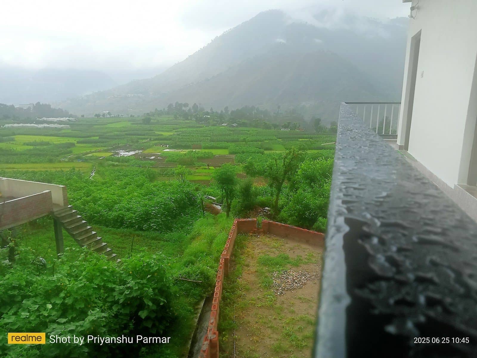 Homestay w/ Home Meals & Clean Rooms, Uttarakhand - Barkot, Uttarakhand