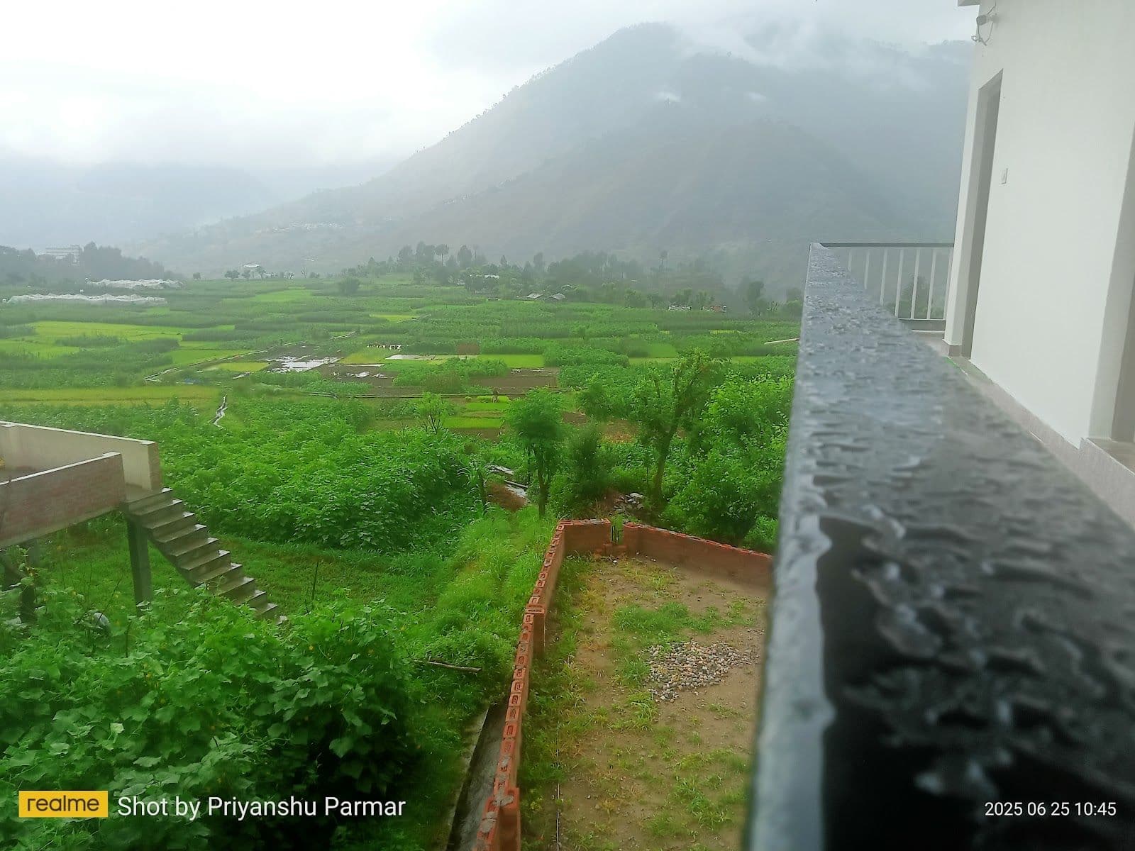 Homestay w/ Home Meals & Clean Rooms, Uttarakhand in Barkot, Uttarakhand 1