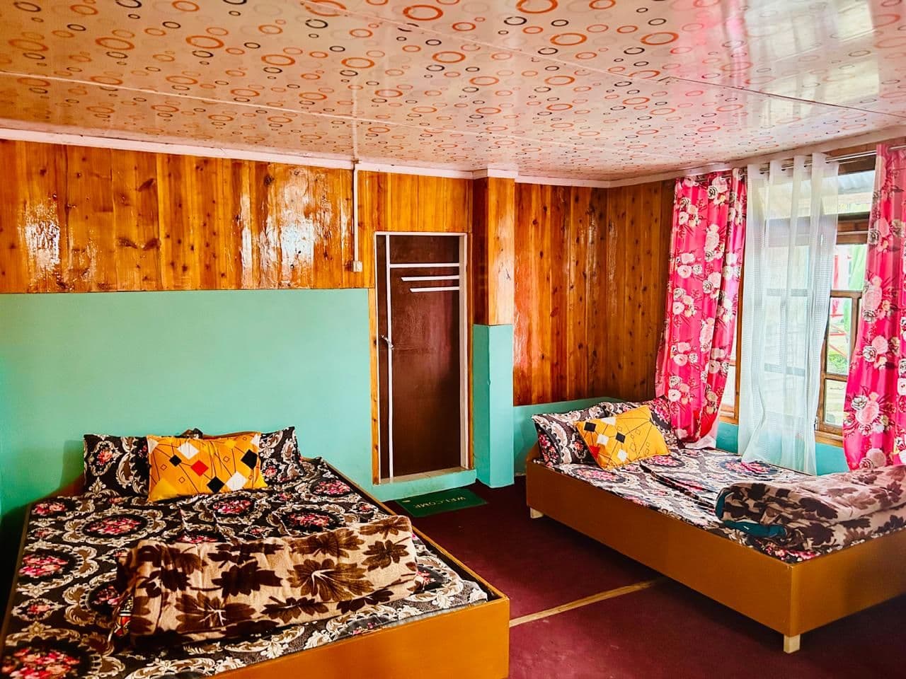 Midst of town Stunning home stay in Lebong 2