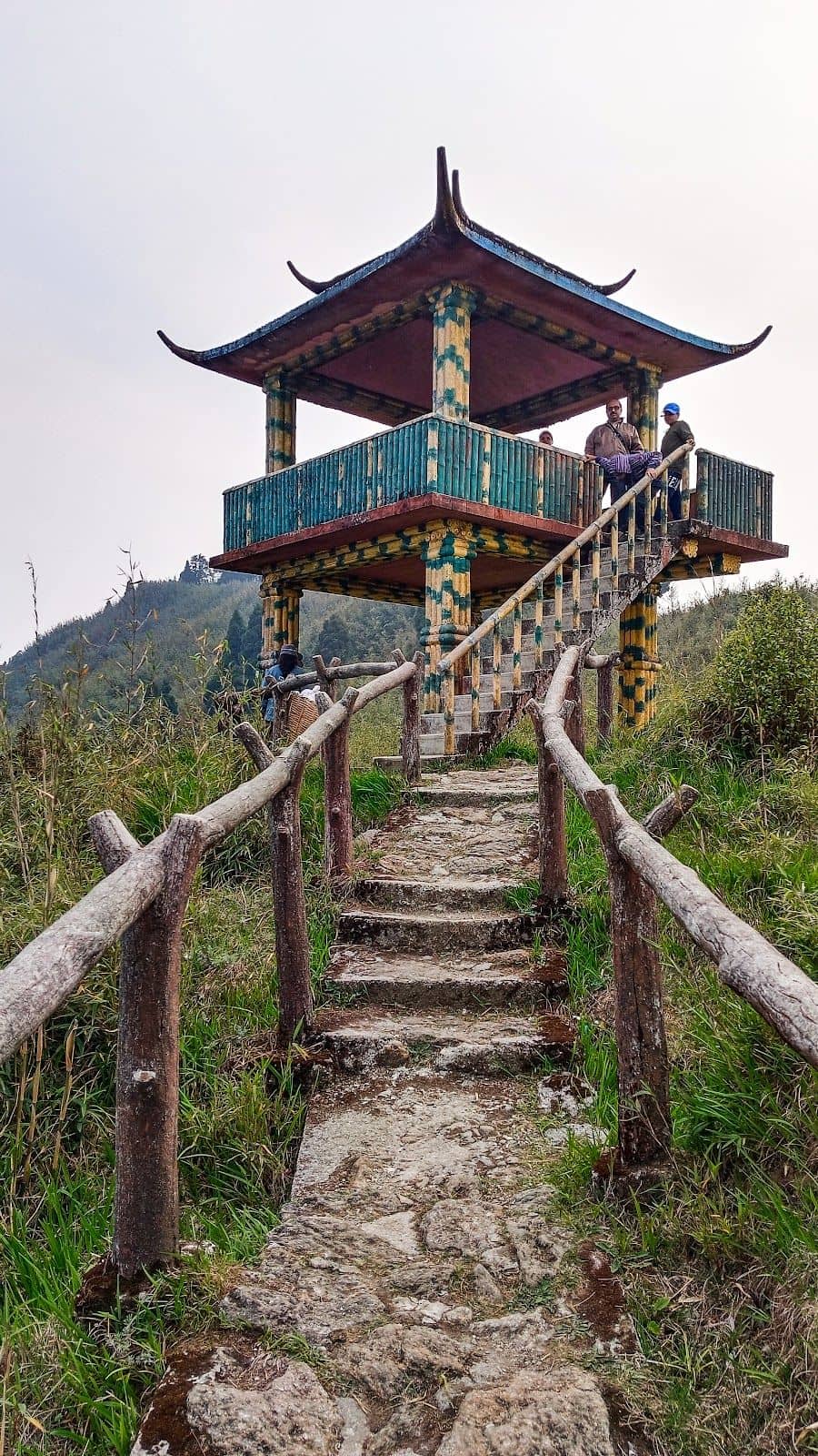 Sanctuary in the clouds - Chatakpur photo 4