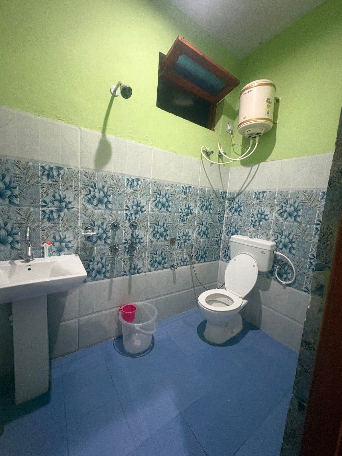 Homestay w/ Home Meals & Treks, Uttarakhand in Raithal, Uttarakhand 8