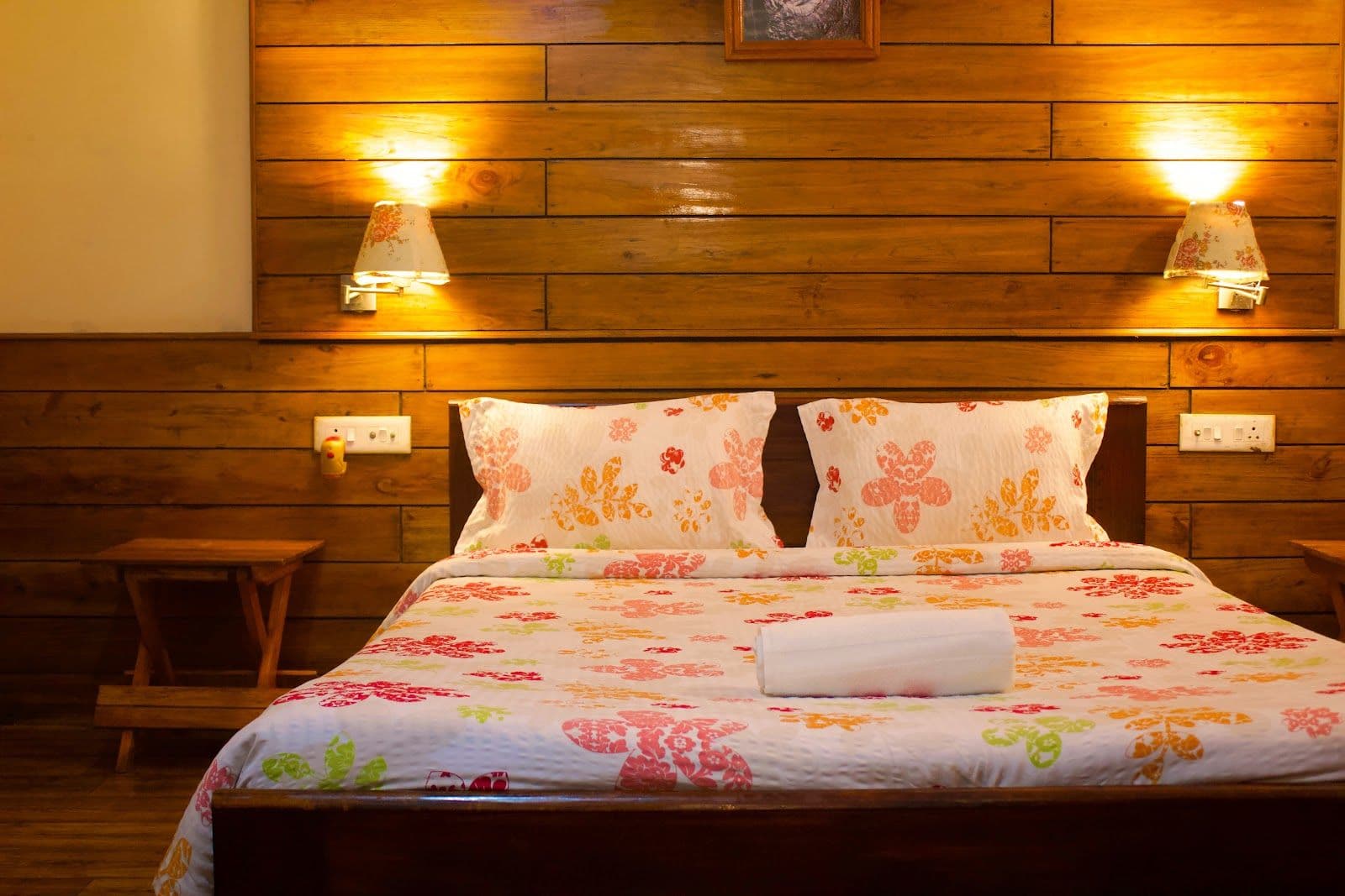 Breathtaking Cliffside Haven with Panoramic Views in Cherrapunjee 2