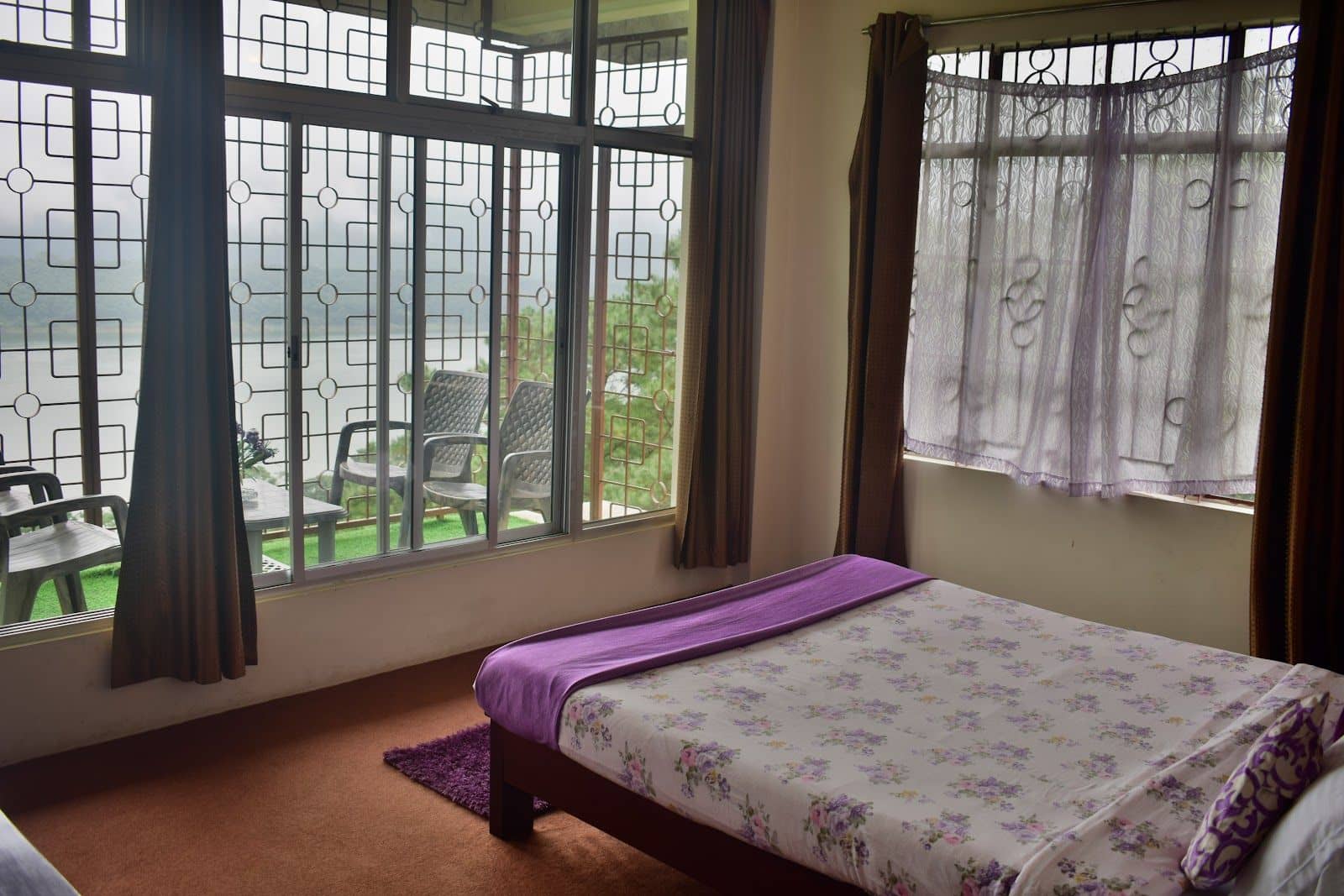 Lakeview Escape with Unforgettable Hospitality - Umiam photo 3