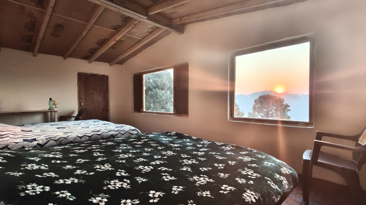 Homestay w/ Views & Kumaoni Meals, UK in Binsar, Uttarakhand 2