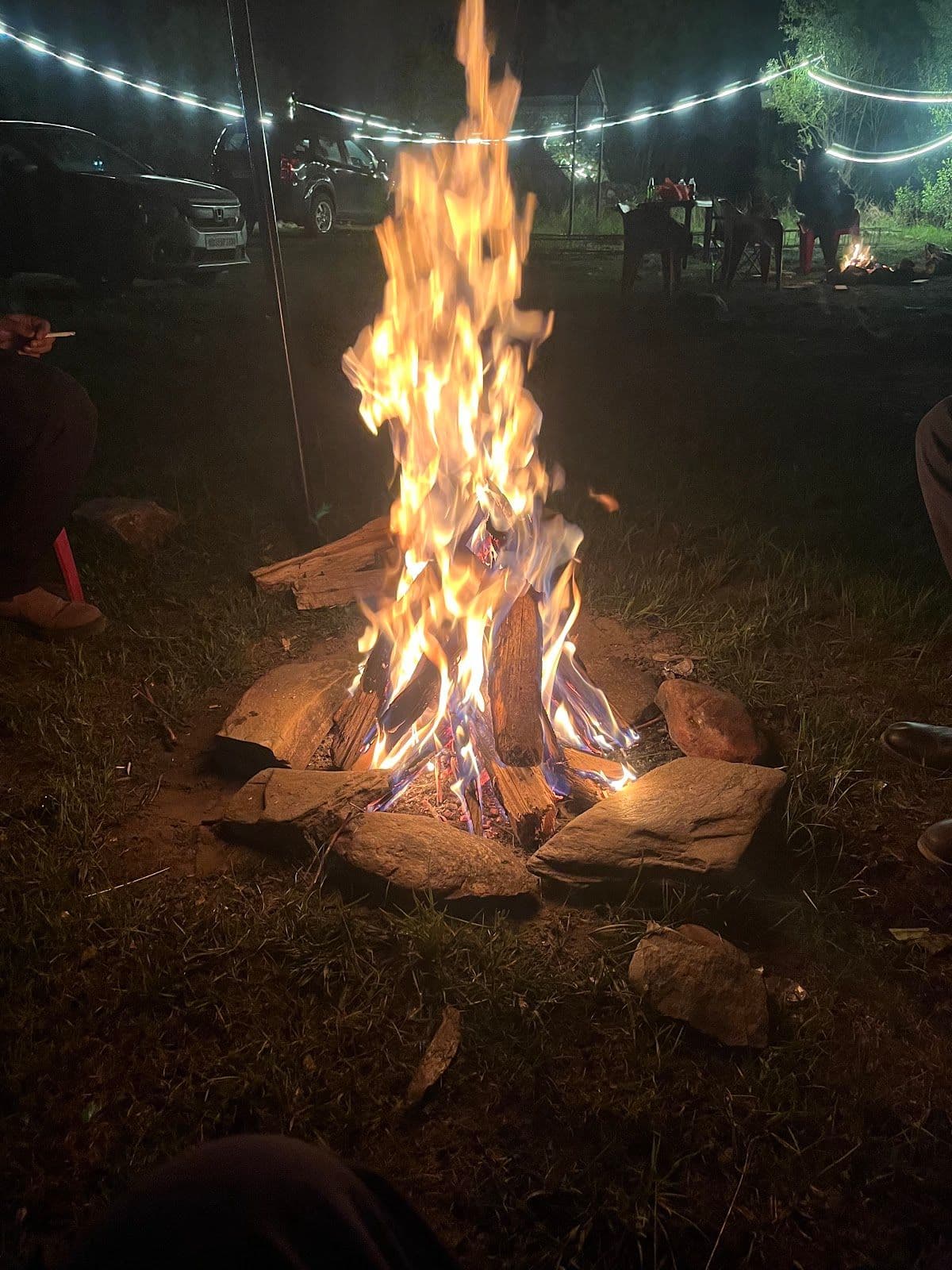 Hut & w/ Bonfire, HP in Jispa, HP 1