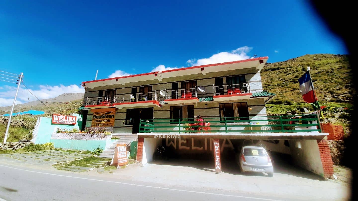 Hillview Homestay w/ Home Meals & Balcony, HP - Sissu, HP