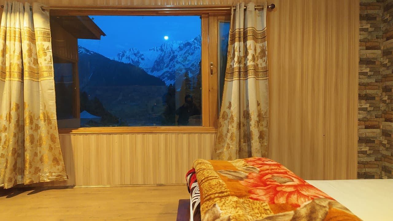 White River Villa w/ Mountain Views, Kashmir in Kashmir 2