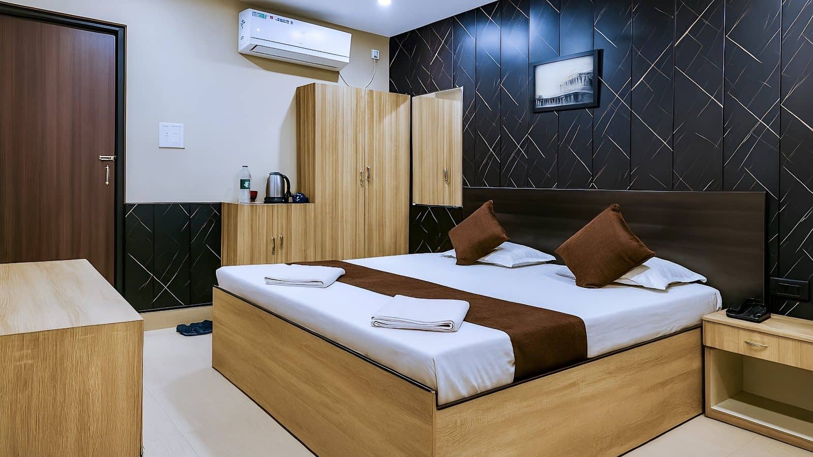 Couple-Friendly Stay w/ Central Access, Clean Rooms, Assam - Tezpur
