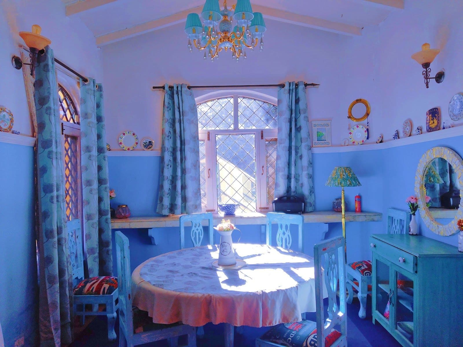 6BR Villa w/ Home Meals & Balconies, Uttarakhand in Mukteshwar, Uttarakhand 8