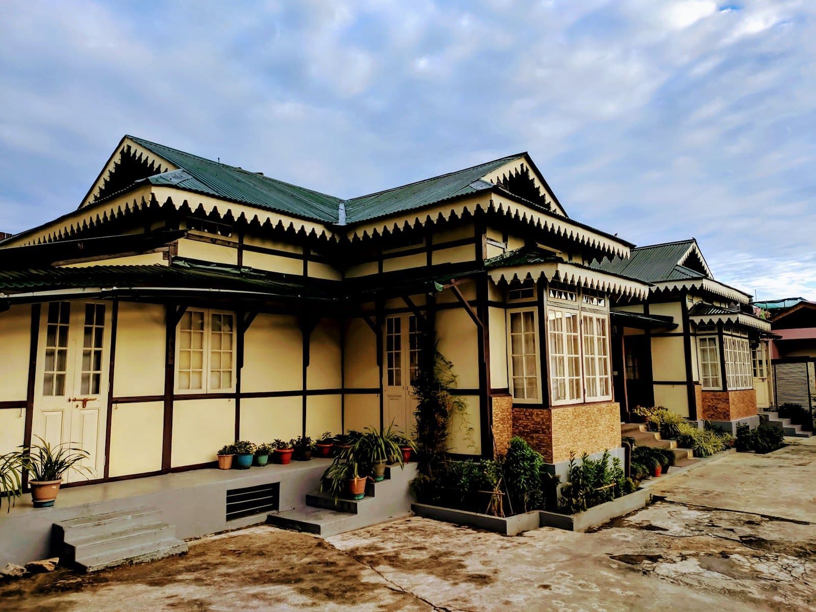 7BR Charming City-View Retreat, 1km from Bazaar photo