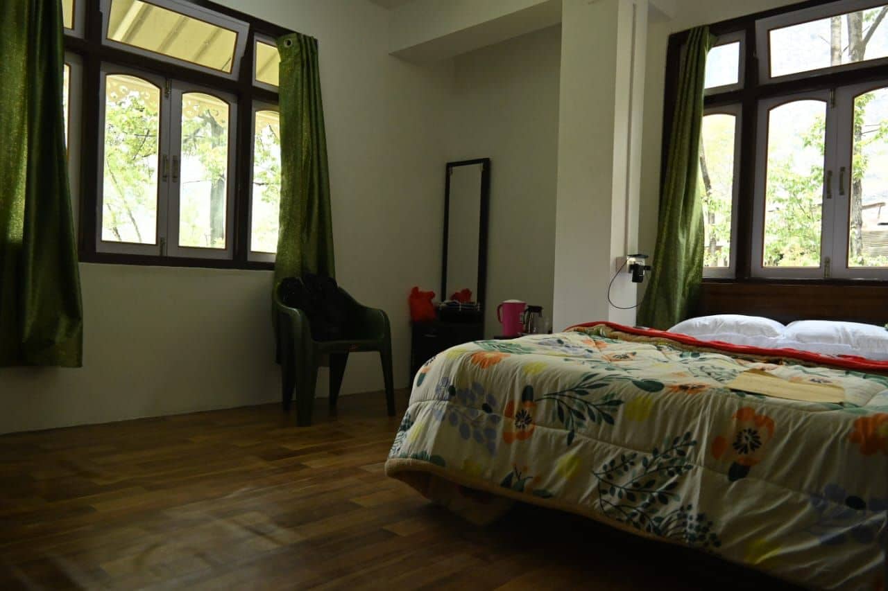 Natural View Homestay w/ Delicious Food, Sikkim - Lachen photo 3