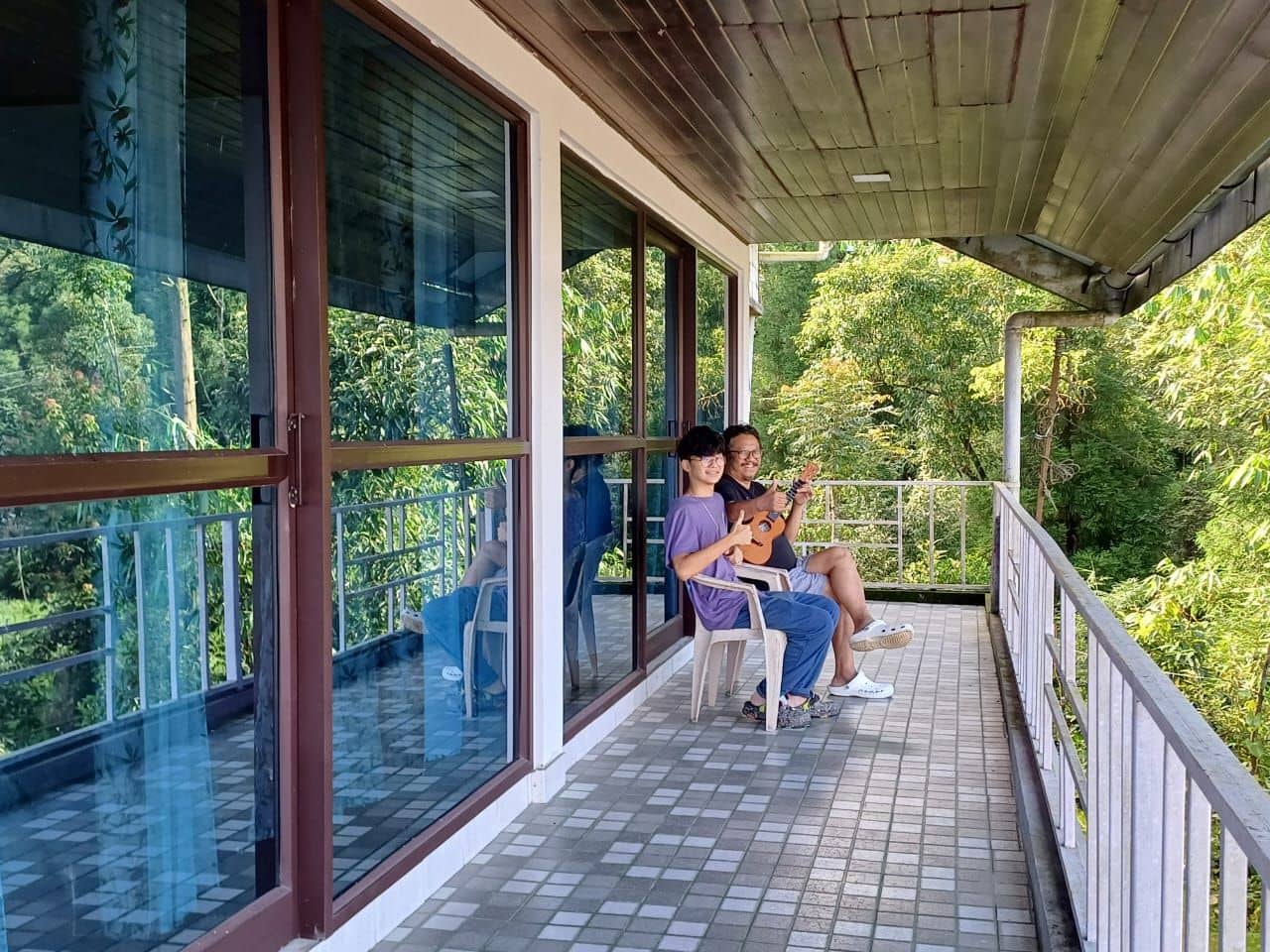 Escape to our hillside heaven - Takdah photo 5