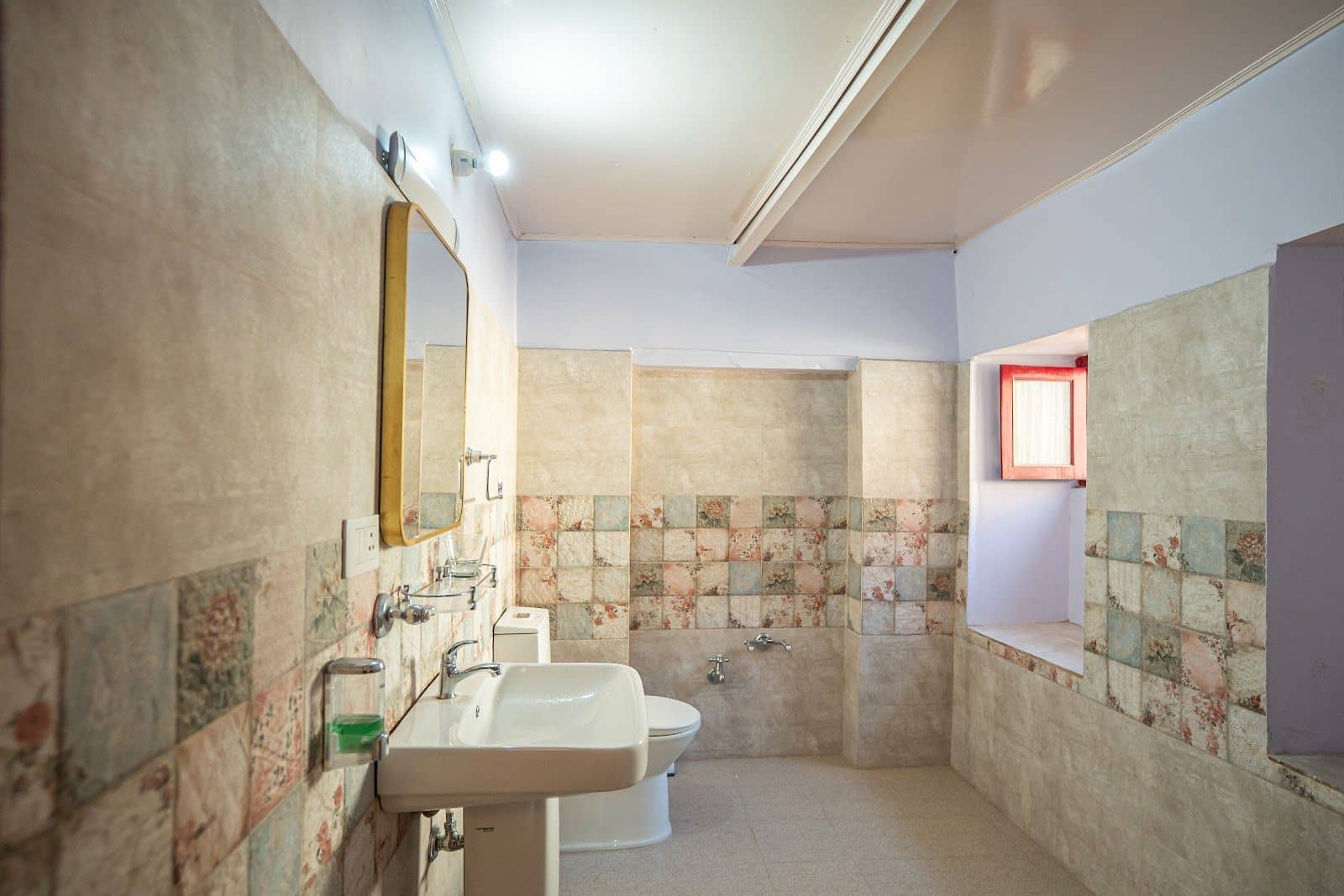 Royal Homestay, Old World Charm, HP - Arki, HP photo 4