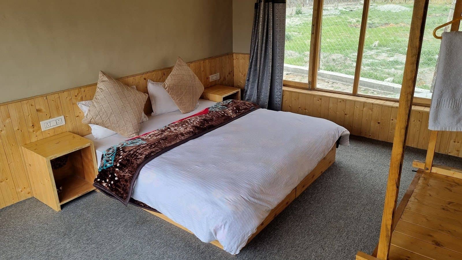 Mountain Camp w/ Bonfires & Home Meals, Ladakh - Diskit, Ladakh photo 5