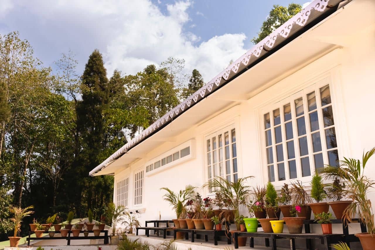 5 star 4BR Tea Estate Villa w/ delightful meals - Mim Tea Garden, Bengal