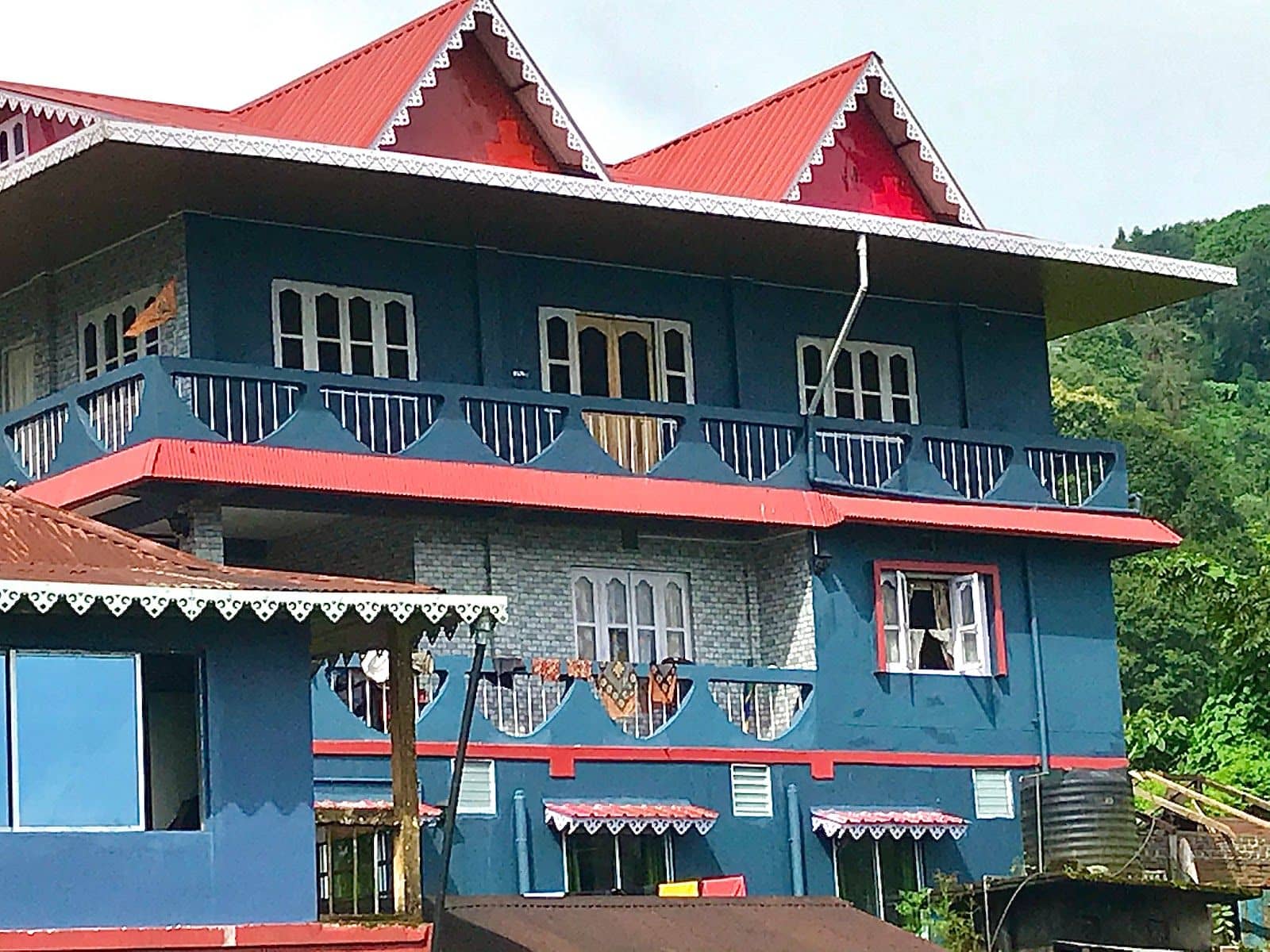 Experience Nature's Charm - Sittong