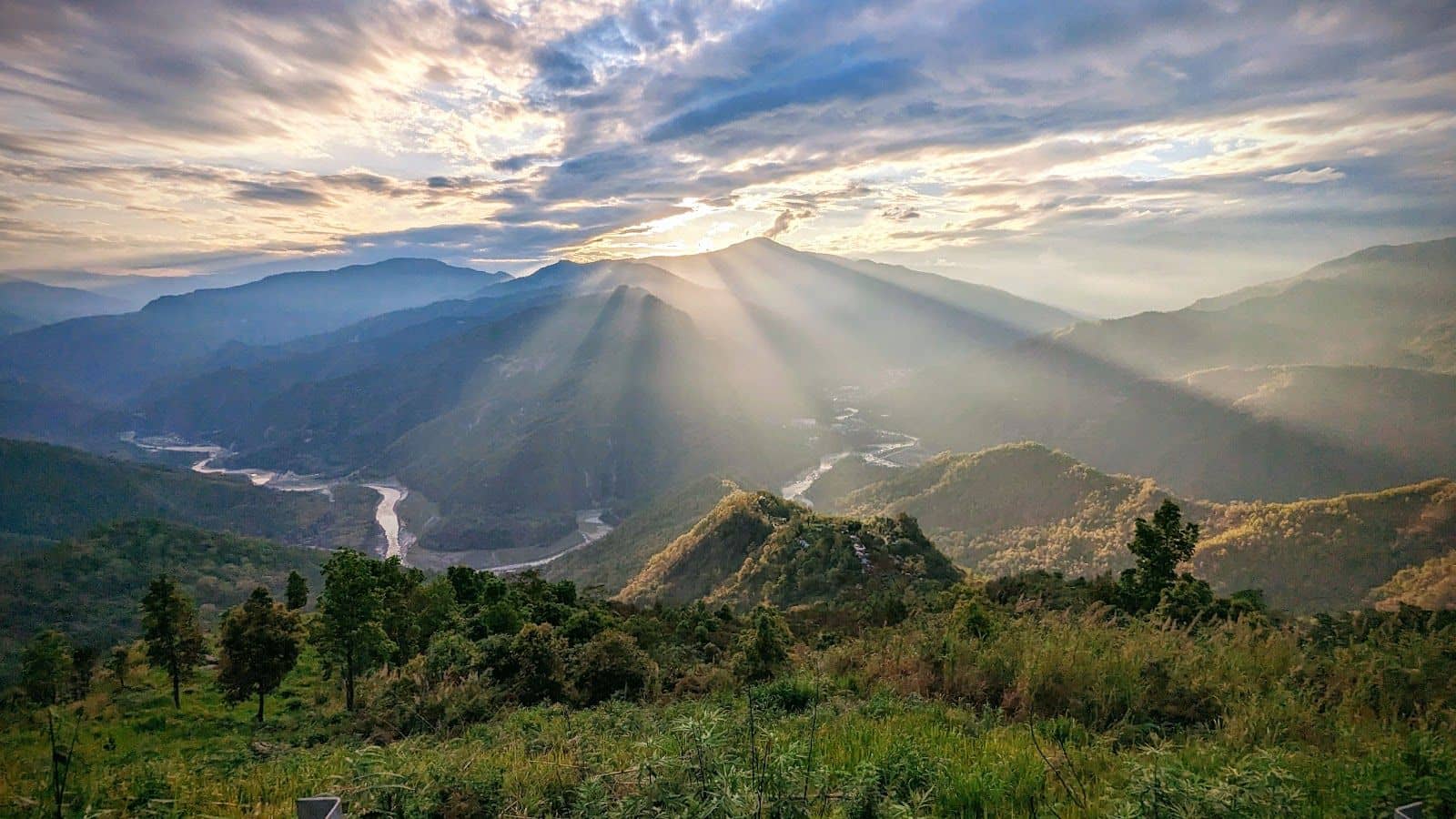 Cozy Mountain Homestay with Local Hospitality - photo 4