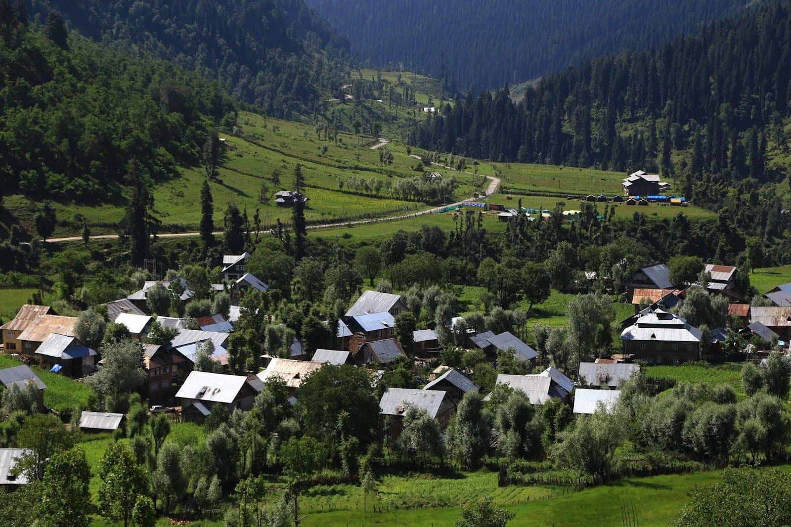Guesthouse w/ Treks & Valley Views, JK - Jammu and Kashmir photo 4