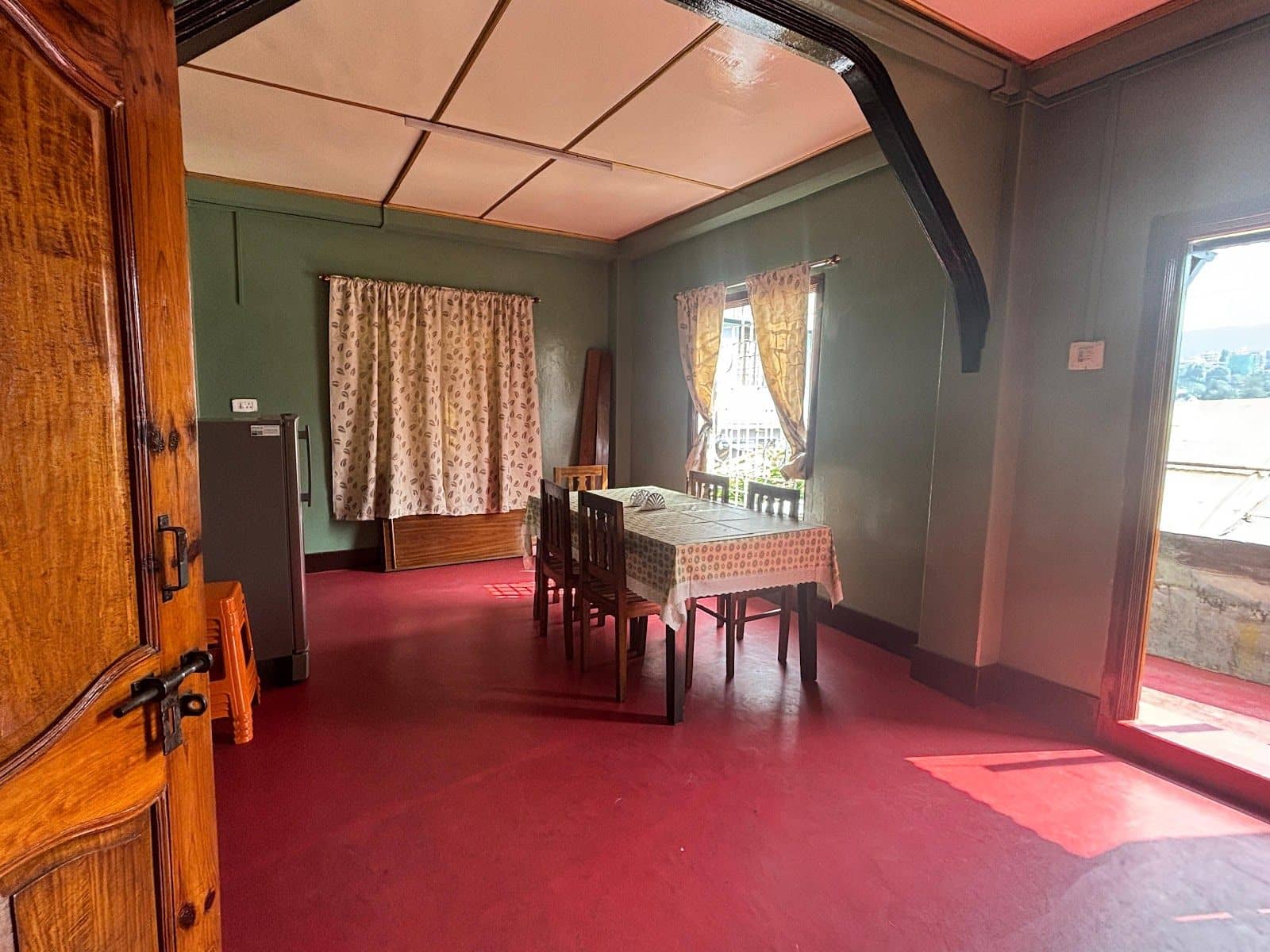 Shillong’s Peaceful Retreat for Travellers, Family - Shillong photo 5