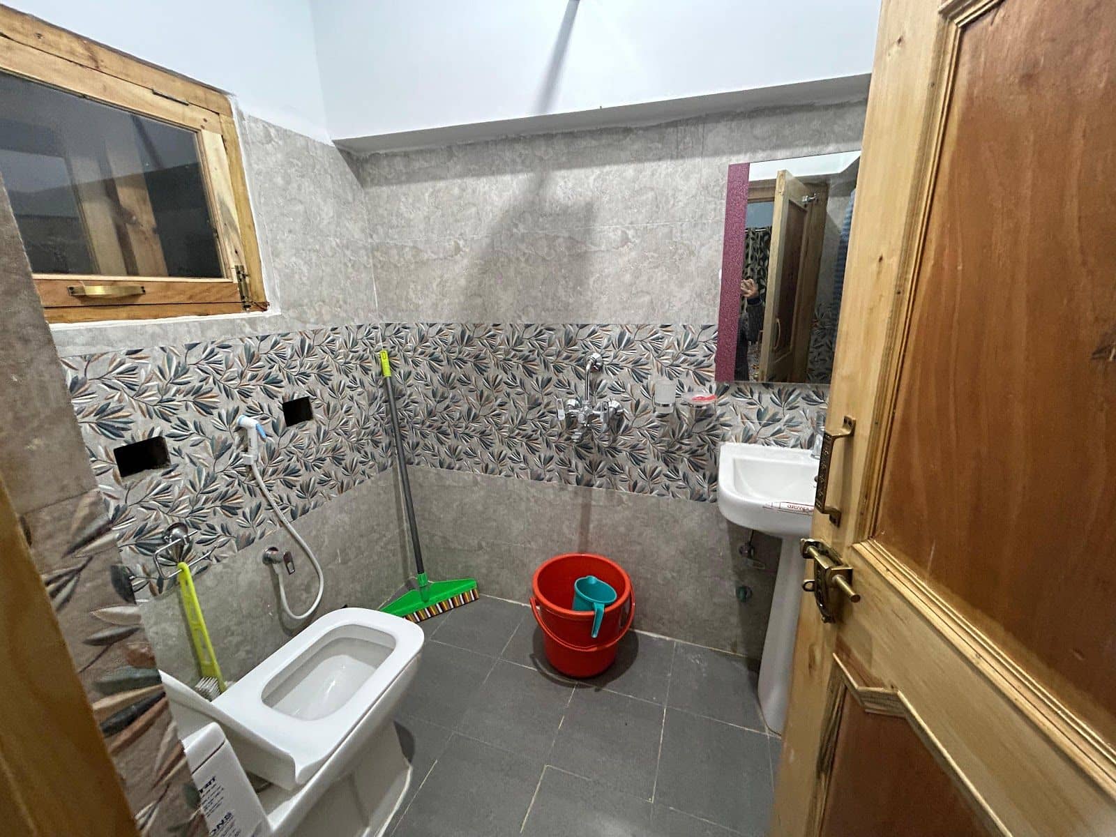 Family Homestay w/ Home Meals & Bonfire, Ladakh - Lamayuru, Ladakh photo 4