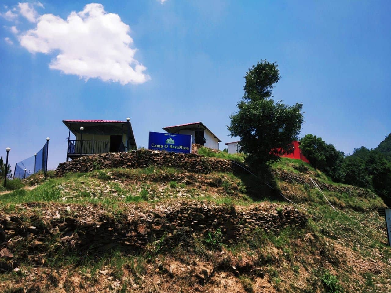 Hilltop Camp w/ 360° Views & Home Meals - Kanatal, Uttarakhand