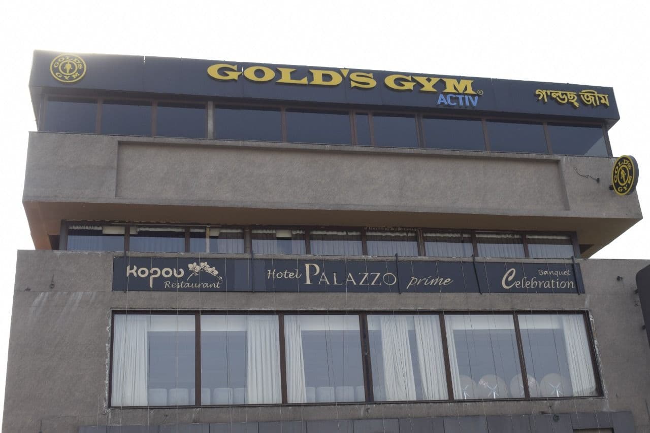 Mumbai-Grade Veg Stay w/ Parking & Tasty Food in Tezpur 8