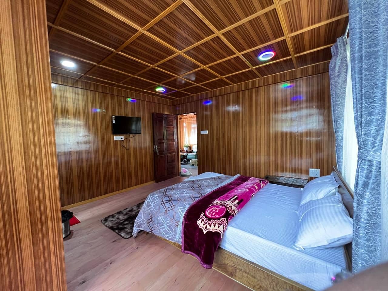 Homestay w/ Home Meals & Monastery Views - Tawang, Arunachal photo 3