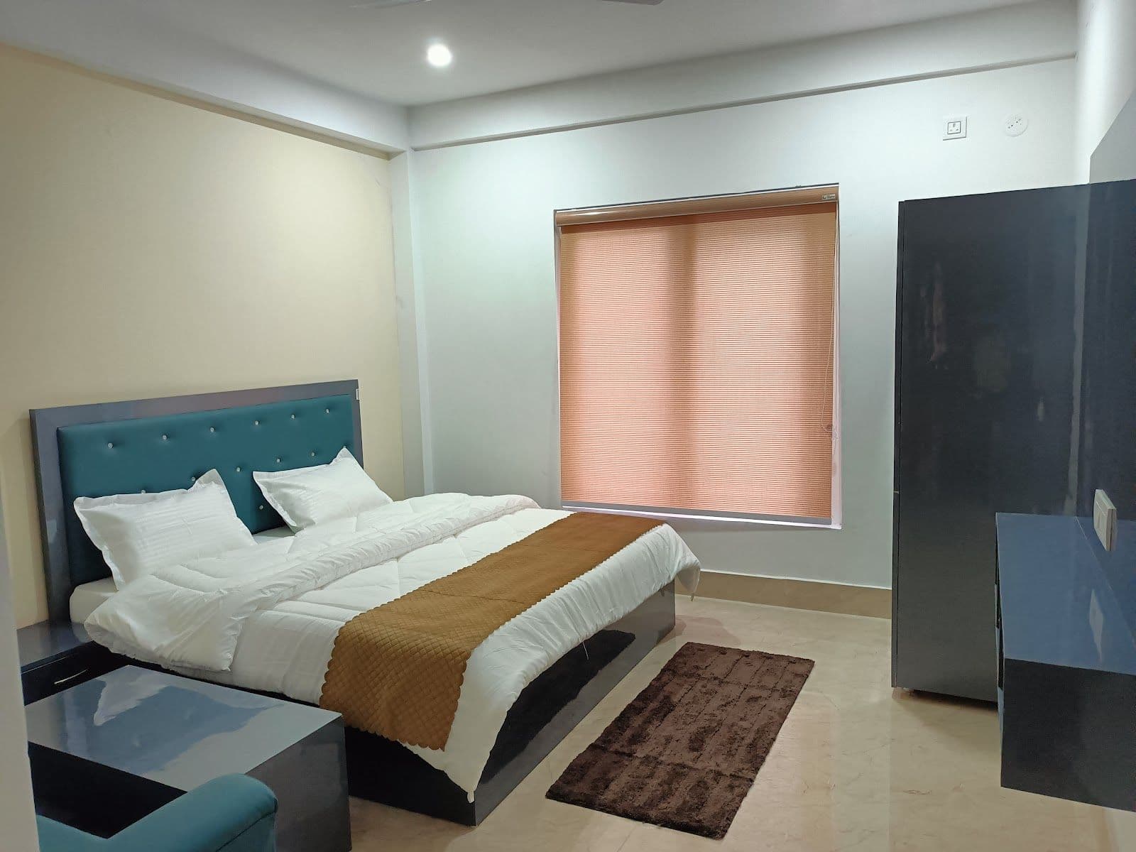 Homestay w/ Home Meals & Caring Hosts, UK in Uttarkashi, UK 5