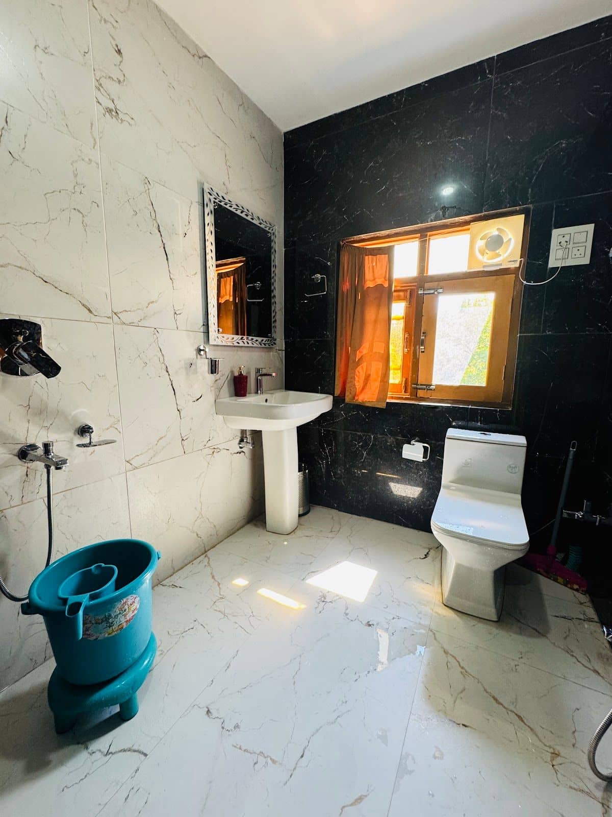 Mountain Resort w/ Hill Views & Home Meals, J&K - Pahalgam, J&K photo 5